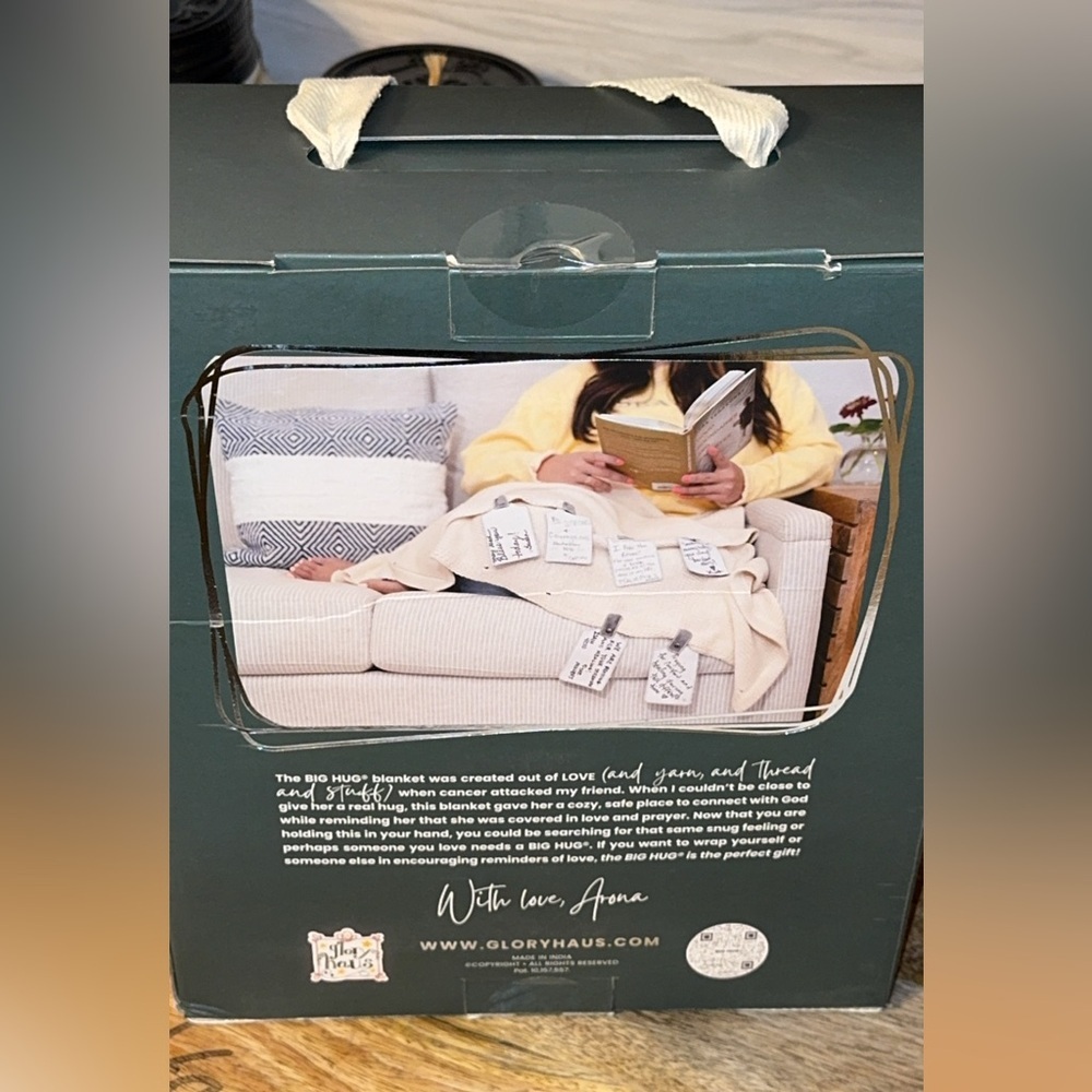 NWT The Big Hug Prayer Personalized Blanket Throw by Glory Haus - Picture 5 of 5